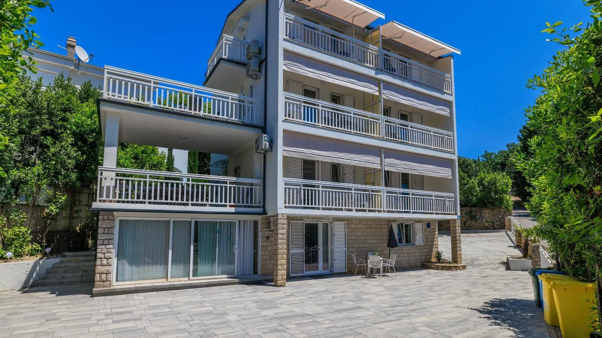 Apartments Podvezanec Crikvenica
