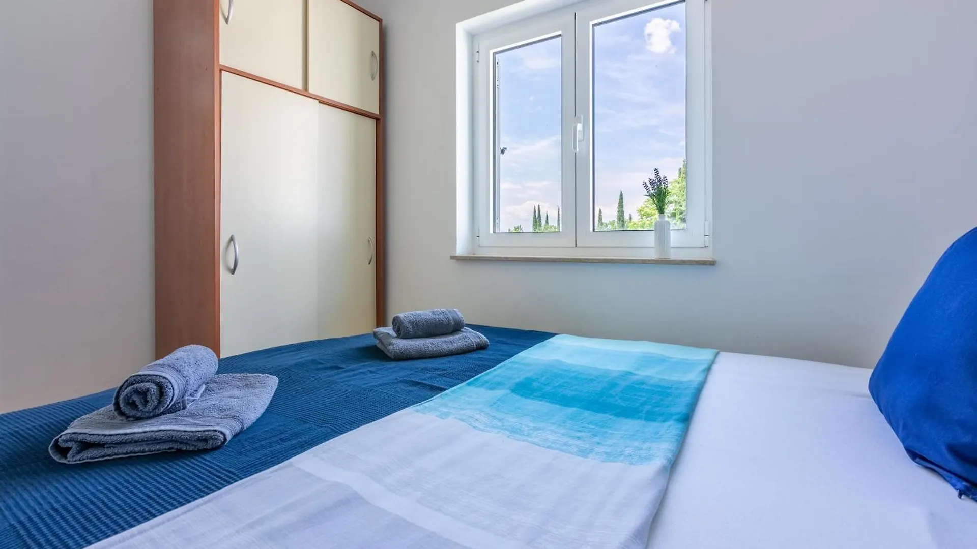 Apartments Podvezanec Crikvenica 0*,