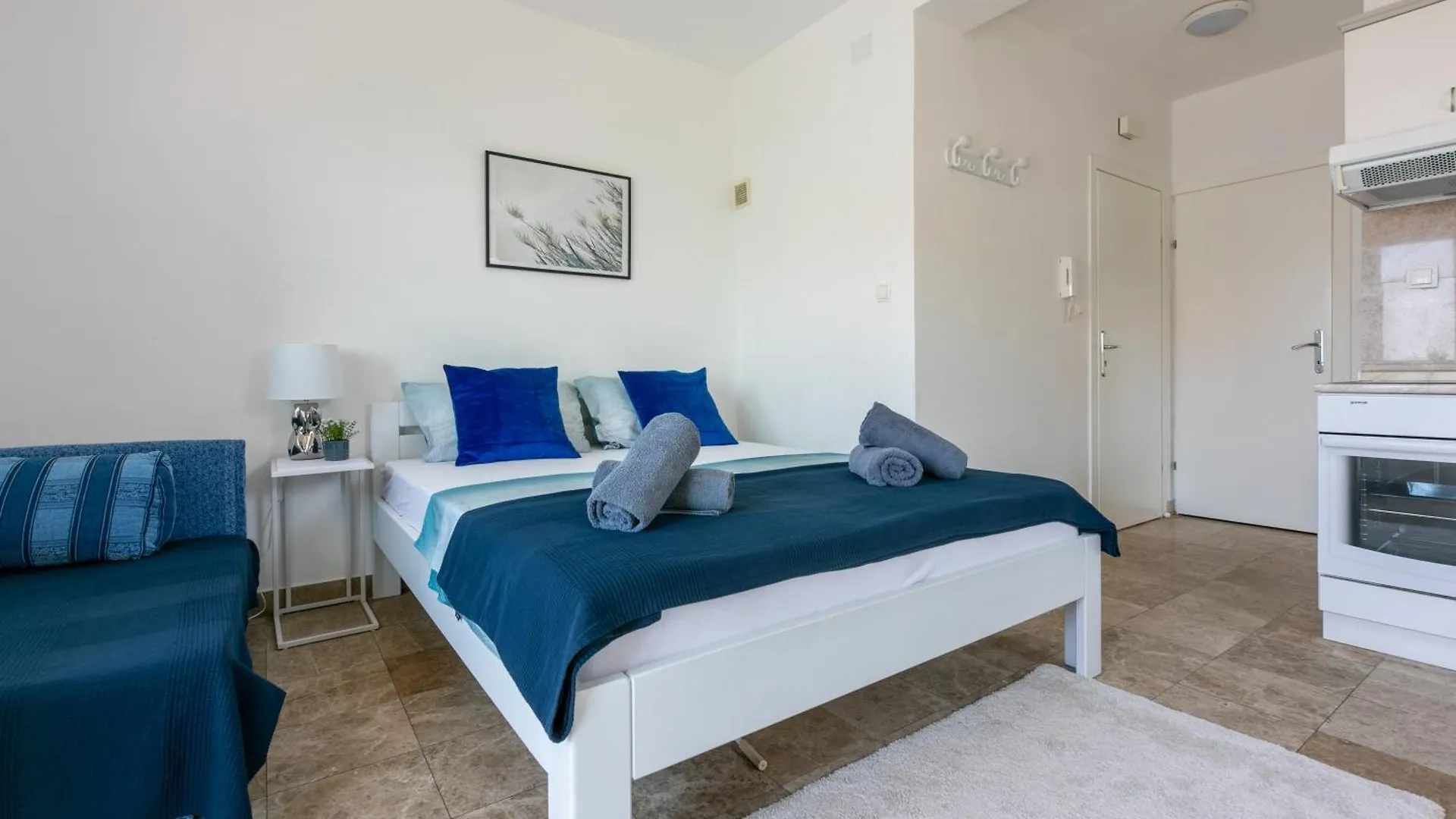 Apartments Podvezanec Crikvenica 0*,