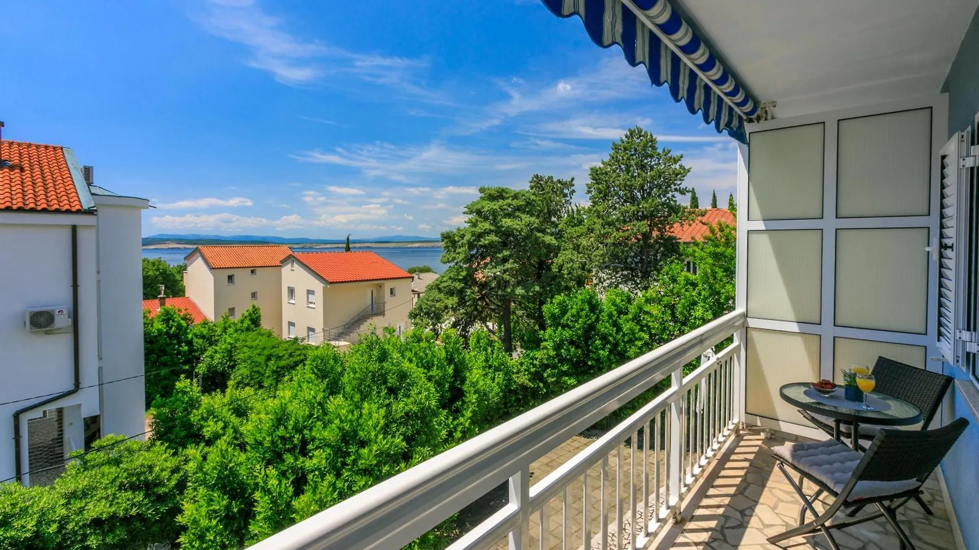 Apartments Podvezanec Crikvenica 0*,  Croatia